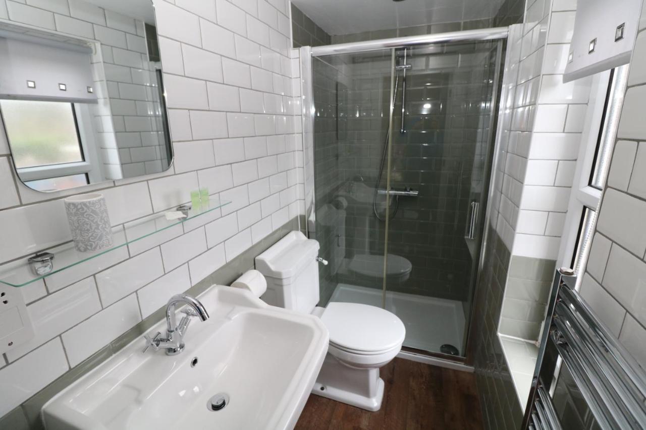 קאסלטון Four Seasons Guesthouse מראה חיצוני תמונה